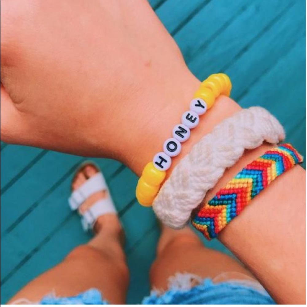 3 piece vsco girl jewelry mystery box! - Picture 4 of 7